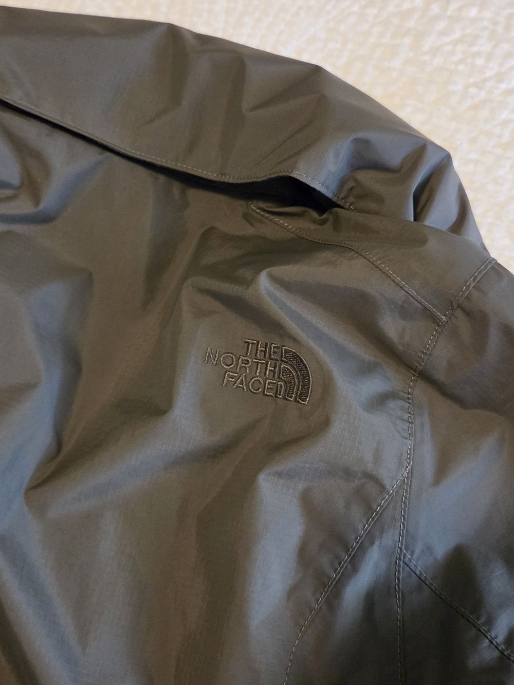 The North Face Resolve Parka II Rain Jacket, Women's Size XS - Picture 4 of 10